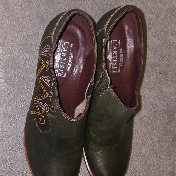 L'artiste Green Leather Women's Shootie 8.5 - Picture 2 of 9